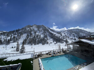 Snowpine Lodge