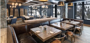 Snowpine Lodge swan's