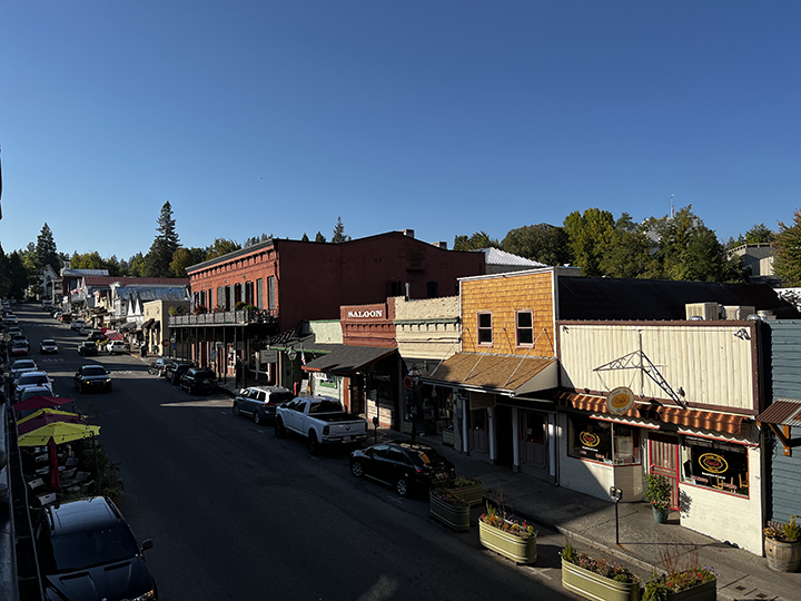 gold country